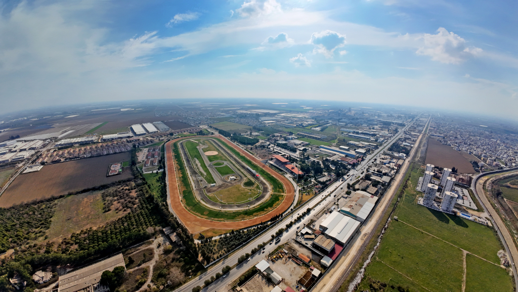 Adana Yeşiloba Hipodromu